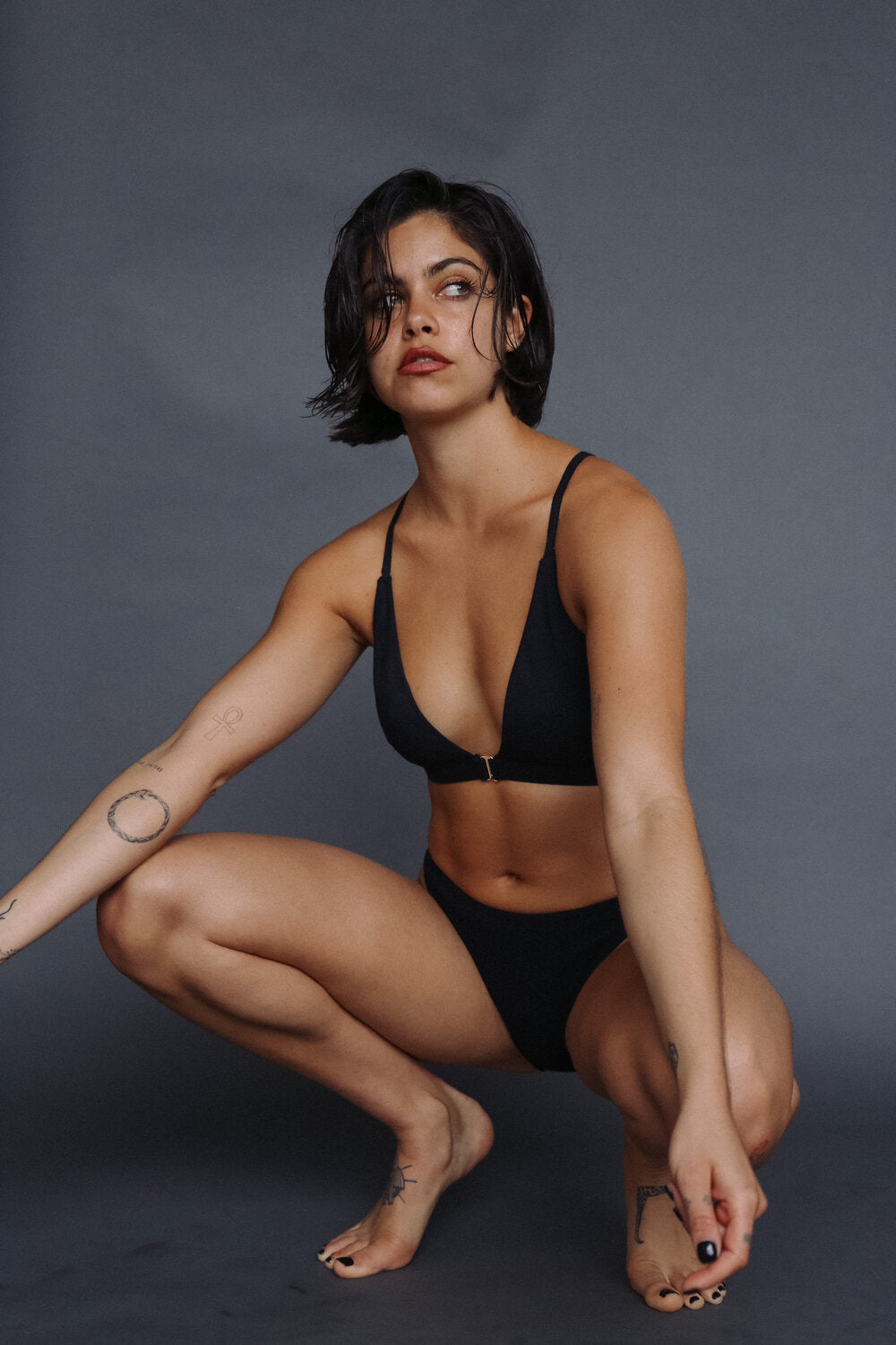 CROSS OVER BRA TOP - Black - NOLLA