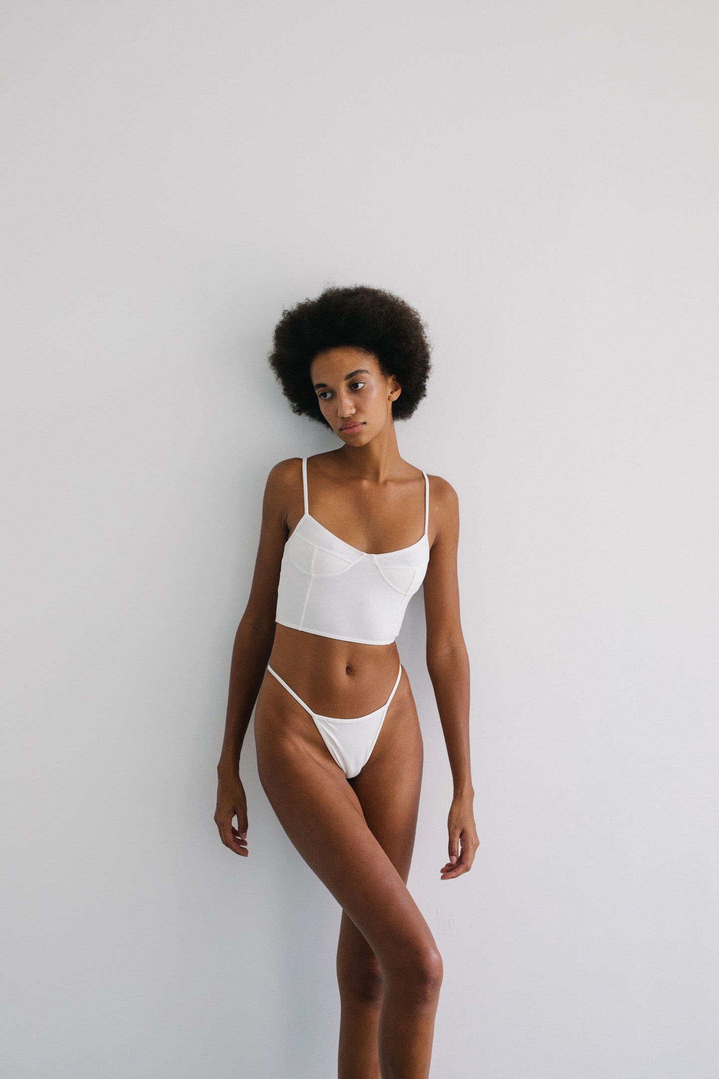 LONG LINE BRA TOP | White - NOLLA