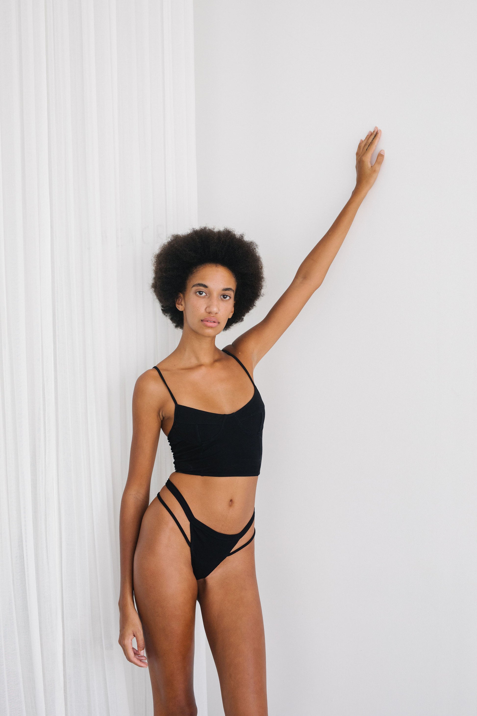 STRAPPY BRIEF | Black - NOLLA