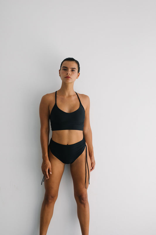 HEDY SURF TOP | Black - NOLLA